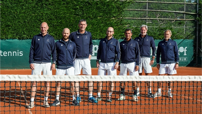 Tien privé tennislessen