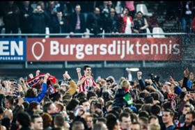 Twee businessseats Sparta